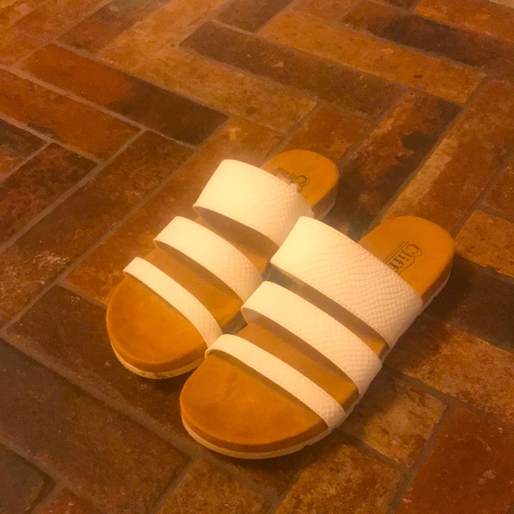 White Sandals -Cliffs by White Mountain